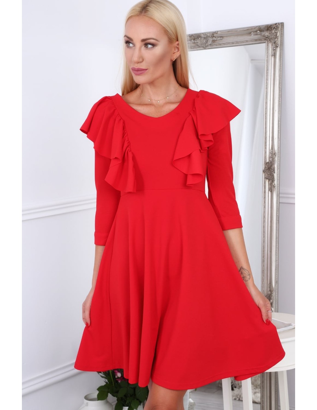 Rotes Kleid mit Rüschen 1818 – Online-Shop – Boutique